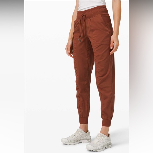 Lululemon Dance Studio Jogger - Dark Terracota - Size 8 - NWT - Picture 3 of 7